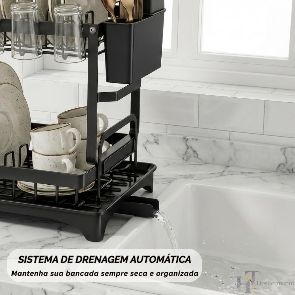 Sistema de drenagem automática do escorredor Castral escoando para a pia